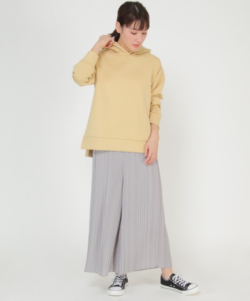 ikka（イッカ）の「ダンボールニットフードパーカー2（パーカー・レディース・ブラック/ターコイズブルー/クリアイエロー/ピンクベージュ/ライトベージュ・M/L）」の17枚目の写真