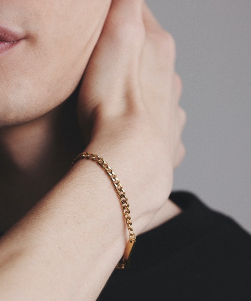 9ban（キューバン）の「【9ban】キューバン/ Plate chain bracelet（ブレスレット・レディース・ゴールド・FREE）」の2枚目の写真