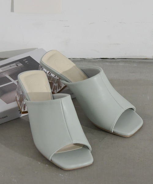 NOFALL（ノーフォール）の「スクエアトゥミュールサンダルクリアヒール（サンダル・レディース・ベージュ/アイボリー/グレー/ブラック・S/LL/M/L/SS/3L）」の3枚目の写真