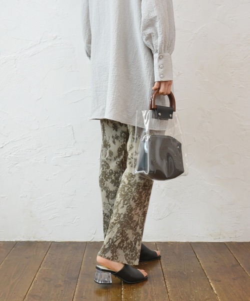 NOFALL（ノーフォール）の「スクエアトゥミュールサンダルクリアヒール（サンダル・レディース・ベージュ/アイボリー/グレー/ブラック・S/LL/M/L/SS/3L）」の19枚目の写真