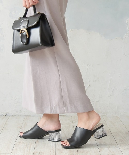 NOFALL（ノーフォール）の「スクエアトゥミュールサンダルクリアヒール（サンダル・レディース・ベージュ/アイボリー/グレー/ブラック・S/LL/M/L/SS/3L）」の8枚目の写真