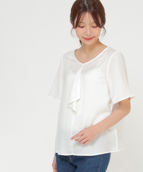 ikka(イッカ)の「フロントラッフルブラウス(シャツ/ブラウス・レディース・ライトベージュ/オフホワイト/ネイビー・L/M)」の14枚目の写真