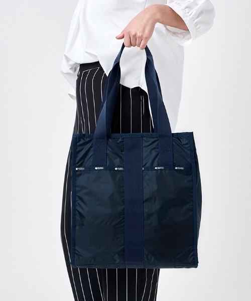 ✨極美品✨LeSportsac　エッセンシャル MIDIUM CITY TOTE MEDIUM CITY TOTE ダークブルーC｜レスポートサックの