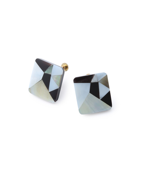 SALON adam et rope'（サロン アダム エ ロペ）の「モザイクシェルスクエアイヤリング（イヤリング・レディース・オフホワイト/ブラウン系その他・FREE）」の11枚目の写真