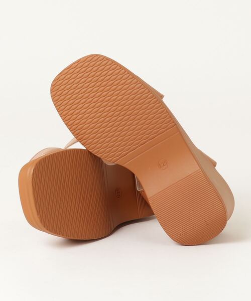 E.TOKYO（イートーキョー）の「E.TOKYO /クロスベルトサンダル (XSLX0528)（サンダル・レディース・ブラウン/ホワイト・36/37/35/38/39）」の4枚目の写真