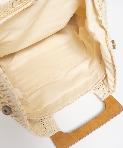 Crisp（クリスプ）の「ウッドハンドルスクエアバッグ（ハンドバッグ・レディース・ベージュ/ナチュラル・FREE）」の16枚目の写真