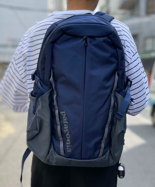 patagonia(パタゴニア)の「patagonia パタゴニア REFUGIO PACK PTG47912(ハンドバッグ・メンズ・ネイビー・ONESIZE)」の6枚目の写真