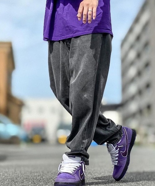 ８(eight)（エイト）の「テーパードデニムバルーンパンツ（デニムパンツ・メンズ・ブルー系その他3/ケミカルウォッシュ/インディゴブルー/ダークグリーン/ブルー系その他/ブラック/ブルー系その他2/ブラック系その他2/オフホワイト/ブラック系その他/ブルー系その他4・SMALL/MEDIUM/LARGE）」の3枚目の写真