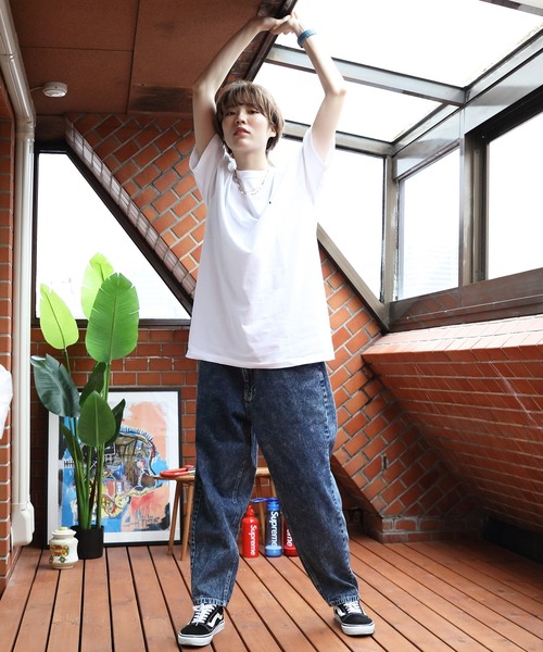 ８(eight)（エイト）の「テーパードデニムバルーンパンツ（デニムパンツ・メンズ・ブルー系その他3/ケミカルウォッシュ/インディゴブルー/ダークグリーン/ブルー系その他/ブラック/ブルー系その他2/ブラック系その他2/オフホワイト/ブラック系その他/ブルー系その他4・SMALL/MEDIUM/LARGE）」の15枚目の写真