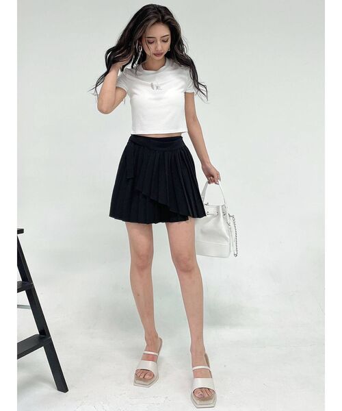 GYDA（ジェイダ）の「2WAYプリーツラップ スカートライクショートパンツ（スカート・レディース・オフホワイト/ブラック・FREE）」の7枚目の写真