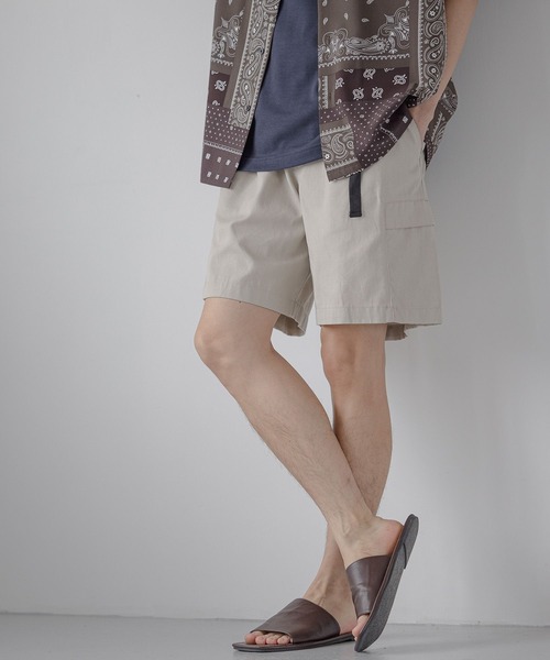 LAKOLE（ラコレ）の「カラーツイルカーゴショーツ / 345691（カーゴパンツ・メンズ・ブラック/オレンジ/アイボリー/グリーン・MEDIUM/LARGE）」の3枚目の写真