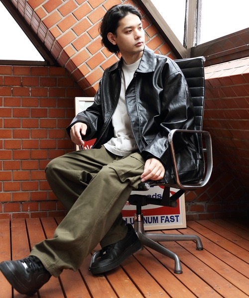 ８(eight)（エイト）の「ＰＵ Ａ-２ジャケット（ライダースジャケット・メンズ・ブラック/ダークブラウン・MEDIUM/LARGE）」の13枚目の写真