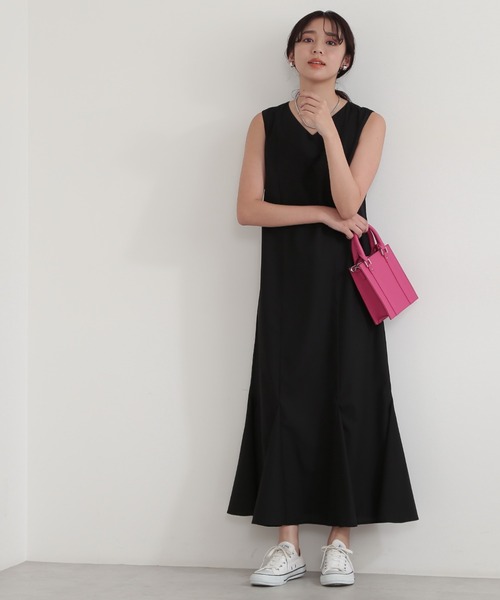 NATURAL BEAUTY BASIC（ナチュラルビューティーベーシック）の「ゴアードマキシワンピース（ワンピース・レディース・オレンジ/ラベンダー/ブラック・MEDIUM）」の15枚目の写真