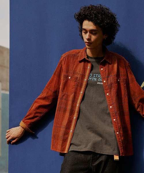 BAYFLOW(ベイフロー)の「インディゴチェックシャツ(シャツ/ブラウス・メンズ・ネイビー/オフホワイト/オレンジ・MEDIUM/LARGE)」の2枚目の写真