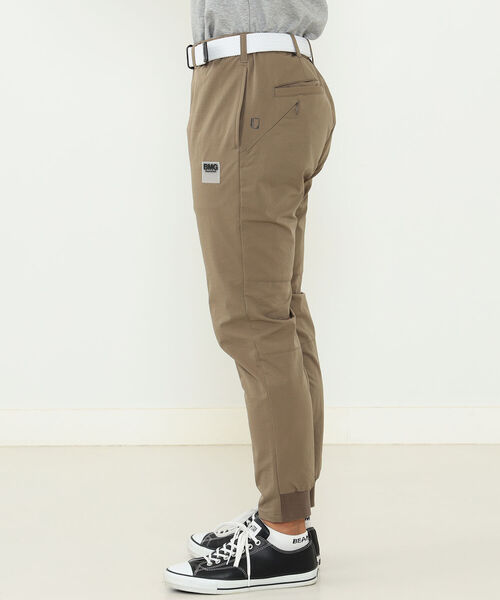 BEAMS GOLF ORANGE LABEL アシンメトリージップパンツ BEAMS GOLF（ビームスゴルフ）の「BEAMS GOLF ORANGE LABEL