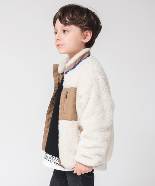 BRANSHES(ブランシェス)の「【やわらか】ボアジャケット(ブルゾン・キッズ・ブラック/アイボリー/カモフラージュ・100/90/130/110/140/120/150/160)」の10枚目の写真