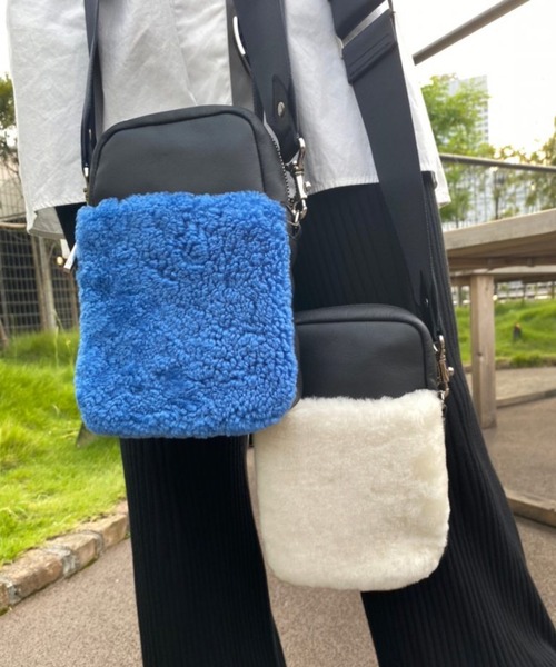 ikot（イコット）の「【Scrap Book × ikot】ムートンショルダー（ショルダーバッグ・レディース・ブルー/グリーン/イエロー/ホワイト・FREE）」の19枚目の写真