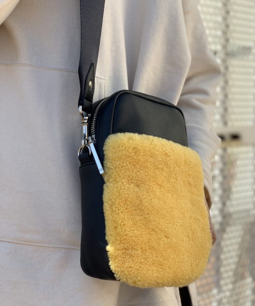 ikot（イコット）の「【Scrap Book × ikot】ムートンショルダー（ショルダーバッグ・レディース・ブルー/グリーン/イエロー/ホワイト・FREE）」の18枚目の写真
