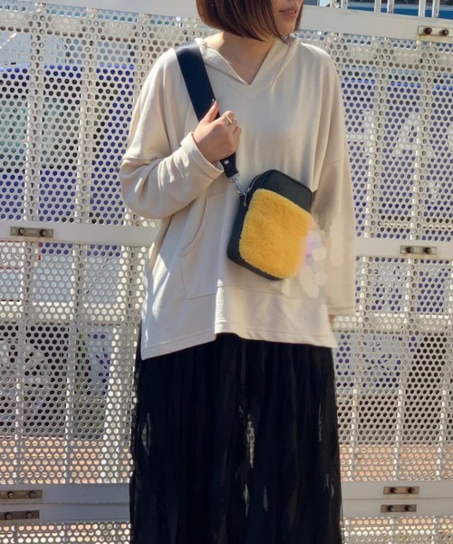 ikot（イコット）の「【Scrap Book × ikot】ムートンショルダー（ショルダーバッグ・レディース・ブルー/グリーン/イエロー/ホワイト・FREE）」の16枚目の写真