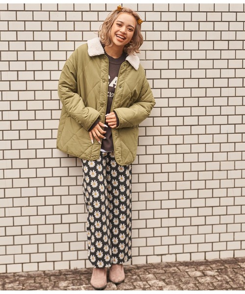 anap mimpi（アナップミンピ）の「2WAYダイヤキルト襟ボアブルゾン（ブルゾン・レディース・ブラック/カーキ/ベージュ・FREE）」の20枚目の写真