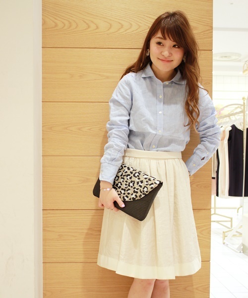 LIMITLESS LUXURY（リミットレスラグジュアリー）の「リネンシャツ。（シャツ/ブラウス・レディース・ホワイト/ネイビー/イエロー/サックスブルー・FREE）」の5枚目の写真