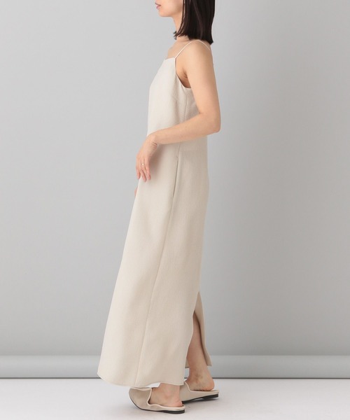 e/rm（イーアールエム）の「【e/rm】テクスチャーキャミワンピース（ワンピース・レディース・ブラック/アイボリー・FREE）」の6枚目の写真