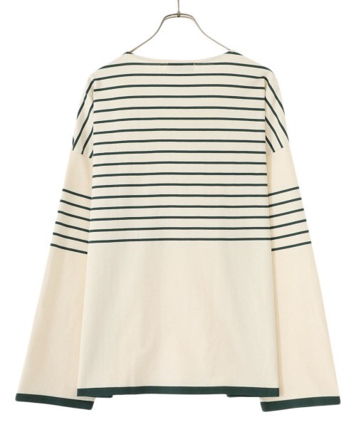 marka（マーカ）の「marka / マーカ：PANEL BORDER BASQUE SHIRT - 30/2 organic cotton knit panel border -：M23A-07CS01C[COR]（Tシャツ/カットソー・メンズ・ホワイト×ネイビー/ブラック×ホワイト/ベージュ系その他・1/2/3）」の17枚目の写真