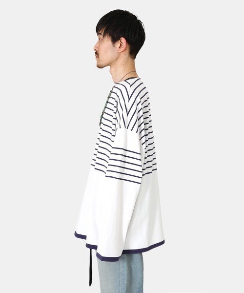 marka（マーカ）の「marka / マーカ：PANEL BORDER BASQUE SHIRT - 30/2 organic cotton knit panel border -：M23A-07CS01C[COR]（Tシャツ/カットソー・メンズ・ホワイト×ネイビー/ブラック×ホワイト/ベージュ系その他・1/2/3）」の10枚目の写真