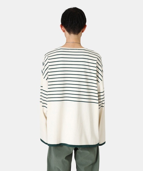 marka（マーカ）の「marka / マーカ：PANEL BORDER BASQUE SHIRT - 30/2 organic cotton knit panel border -：M23A-07CS01C[COR]（Tシャツ/カットソー・メンズ・ホワイト×ネイビー/ブラック×ホワイト/ベージュ系その他・1/2/3）」の5枚目の写真