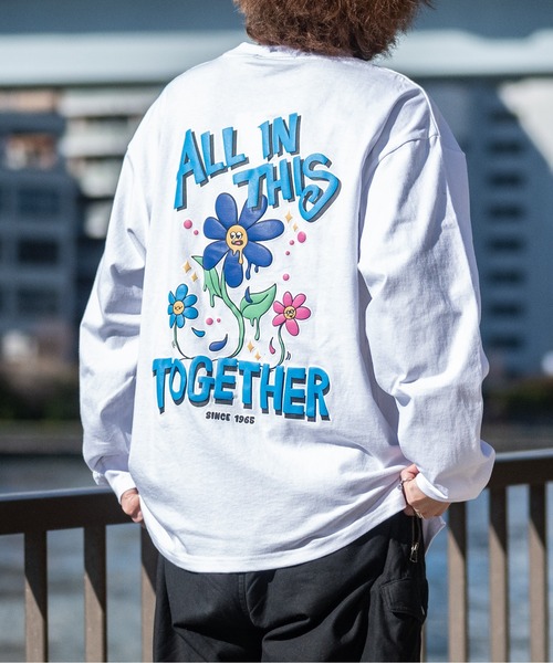 JOHN'S CLOSET(ジョンズクローゼット)の「【13】グラフィック発砲プリント ロングスリーブTシャツ ビリヤード/オバケ/男の子(Tシャツ/カットソー・メンズ・パープル/ブラック/ホワイト/ホワイト系その他/ホワイト系その他3/ブラック系その他2/ブラック系その他/ホワイト系その他2/ブラック系その他3/ブラック系2/ホワイト系1/ホワイト系2/ブラック系1・LARGE/MEDIUM)」の5枚目の写真