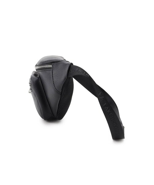 tk.TAKEO KIKUCHI(ティーケータケオキクチ)の「◆【WEB限定】レザー調ミニウエストバッグ(ボディバッグ/ウエストポーチ・メンズ・ダークブラウン/ブラック系5/ブラック・00)」の6枚目の写真