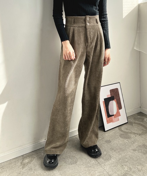 Futier land（フューティアランド）の「ハイウエストコーデュロイスラックス（スラックス・レディース・ブラック/ブラウン/アイボリー・MEDIUM/LARGE）」の3枚目の写真