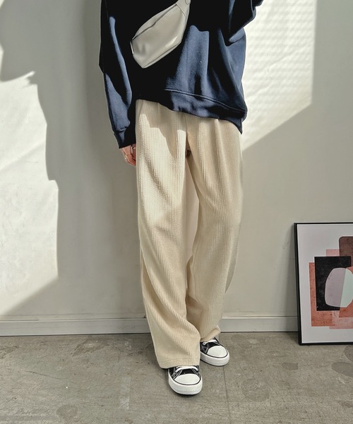 Futier land（フューティアランド）の「ハイウエストコーデュロイスラックス（スラックス・レディース・ブラック/ブラウン/アイボリー・MEDIUM/LARGE）」の2枚目の写真