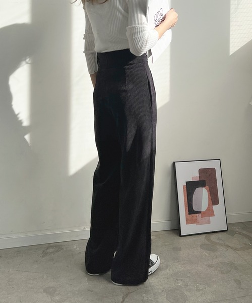 Futier land（フューティアランド）の「ハイウエストコーデュロイスラックス（スラックス・レディース・ブラック/ブラウン/アイボリー・MEDIUM/LARGE）」の9枚目の写真