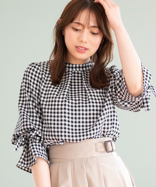 MISCH MASCH（ミッシュマッシュ）の「バルーンリボンブラウス（シャツ/ブラウス・レディース・ホワイト×ブラック/ホワイト/ベージュ/ラベンダー・MEDIUM）」の3枚目の写真