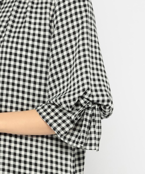 MISCH MASCH（ミッシュマッシュ）の「バルーンリボンブラウス（シャツ/ブラウス・レディース・ホワイト×ブラック/ホワイト/ベージュ/ラベンダー・MEDIUM）」の9枚目の写真