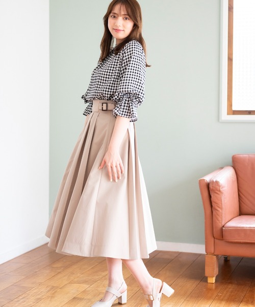 MISCH MASCH（ミッシュマッシュ）の「バルーンリボンブラウス（シャツ/ブラウス・レディース・ホワイト×ブラック/ホワイト/ベージュ/ラベンダー・MEDIUM）」の16枚目の写真