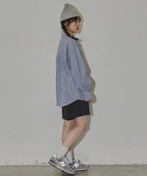 MERLOT（メルロー）の「バンドカラーストライプビッグシャツ（シャツ/ブラウス・レディース・ブルー/ピンク/グリーン・FREE）」の12枚目の写真