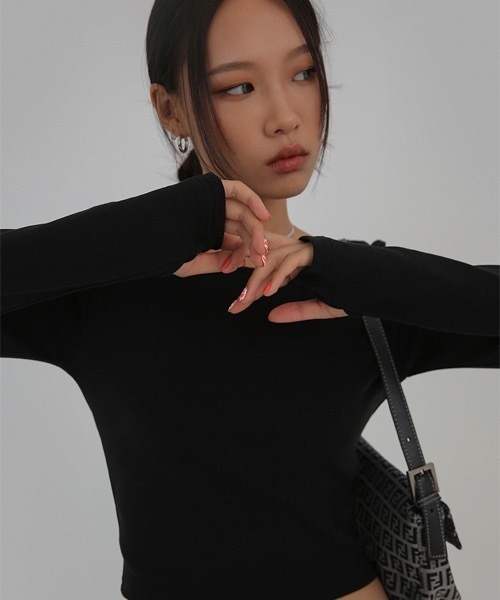 BLACKUP（ブラックアップ）の「[MADE] クロップフィンガーホールウォーマーTシャツ（Tシャツ/カットソー・レディース・ホワイト/ブラック/ミント/ブラウン/グレー・ONE SIZE）」の13枚目の写真