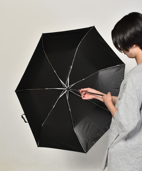 Waterfront（ウォーターフロント）の「晴雨兼用　サンシェイド無地 55（折りたたみ傘・レディース・ホワイト/ダークネイビー/ブラック/ライトピンク・FREE）」の14枚目の写真