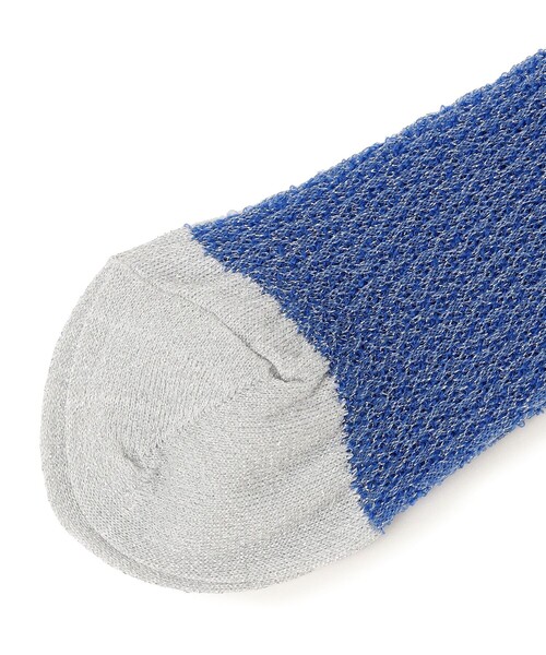 Tricote(トリコテ)の「TRICOTE:シアー バンピー ソックス(ソックス/靴下・レディース・ブルー/シルバー・ONE SIZE)」の4枚目の写真