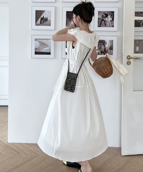 SEN TOKYO（セントーキョー）の「程よい肌見せで涼しげ。Vネックフリル