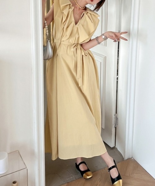 極美品♡ルネ♡肩フリル ワンピース 極美品♡ルネ♡肩フリル ワンピース