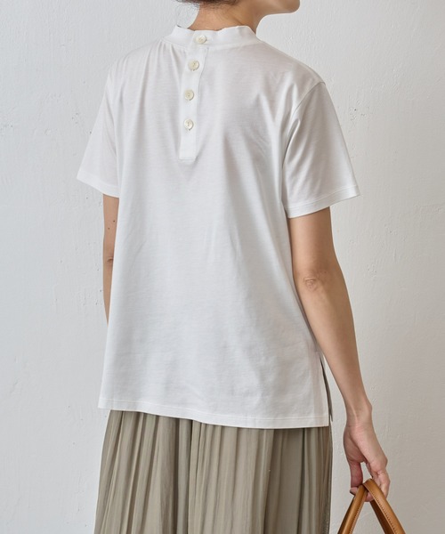 BEARDSLEY(ビアズリー)の「モックネック後ろ釦Tシャツ(Tシャツ/カットソー・レディース・ネイビー/ホワイト/ブラック×ホワイト・FREE)」の11枚目の写真