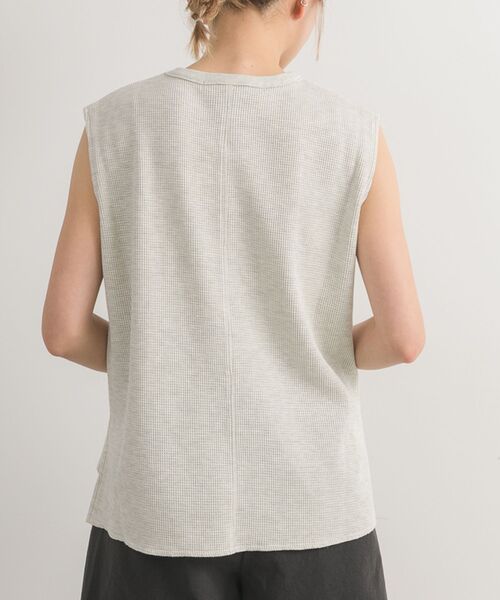 Kari & lili（カウリアンドリィリィ）の「ワッフルノースリTOPS（Tシャツ/カットソー・レディース・ホワイト系その他/ライトグレー・FREE）」の14枚目の写真
