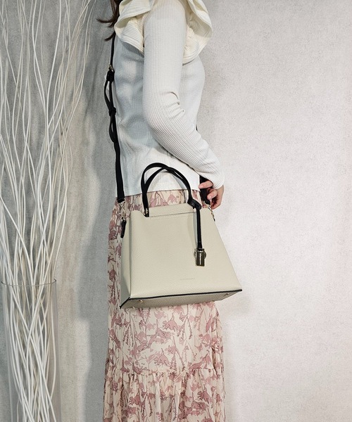 MERCURYDUO（マーキュリーデュオ）の「【MERCURYDUO/マーキュリーデュオ】両アオリポケット　ハンドバッグ　キーリングチャーム付き（トートバッグ・レディース・アイボリー/ブラック/ベージュ・FREE）」の20枚目の写真