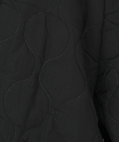 c.u.l（シーユーエル）の「オーバーサイズ キルティング モンスター ジャケット culw530（ダウンジャケット/コート・レディース・ホワイト/ベージュ/ブラック/イエロー・L/M/XL）」の12枚目の写真