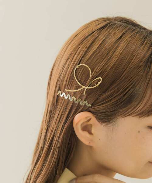 SMELLY（スメリー）の「メタルニュアンスセットピン（ヘアピン・レディース・ゴールド・-）」の6枚目の写真