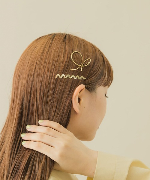 SMELLY（スメリー）の「メタルニュアンスセットピン（ヘアピン・レディース・ゴールド・-）」の5枚目の写真