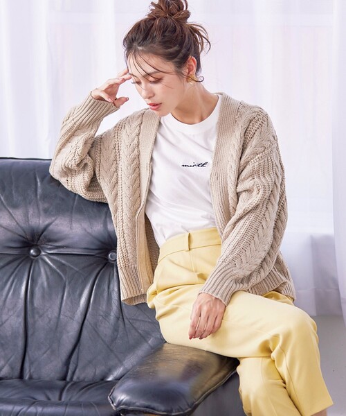 Tiaclasse(ティアクラッセ)の「センタープレス テーパードパンツ(その他パンツ・レディース・ブラック/イエロー/ネイビー/チャコールグレー・S/L/M)」の9枚目の写真